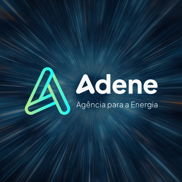 Logo da adene sobre uma de chuva de estrelas cadentes